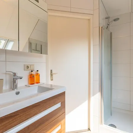 Prázdninový dům Villapark Kamperfoelie 51 *